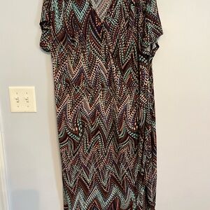 Brown and Black V-Neck Dolman Sleeve Maxi Dress